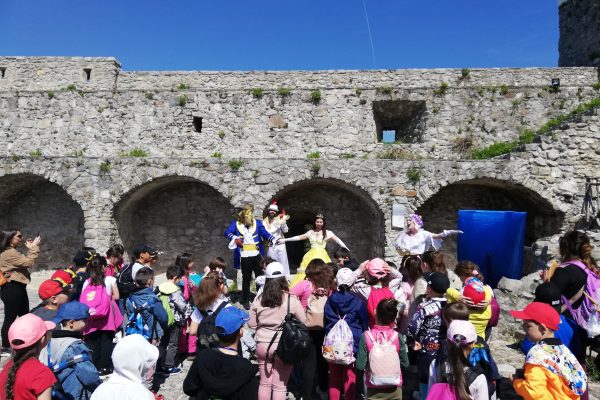 Emozioni e Favole al Castello