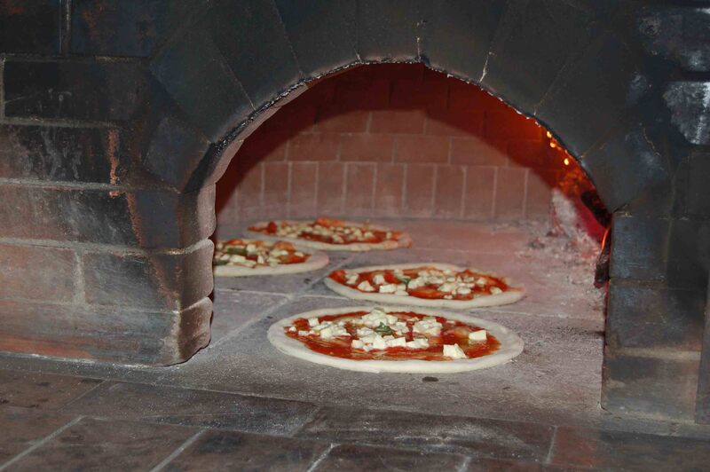 impariamo a fare la pizza napoletana