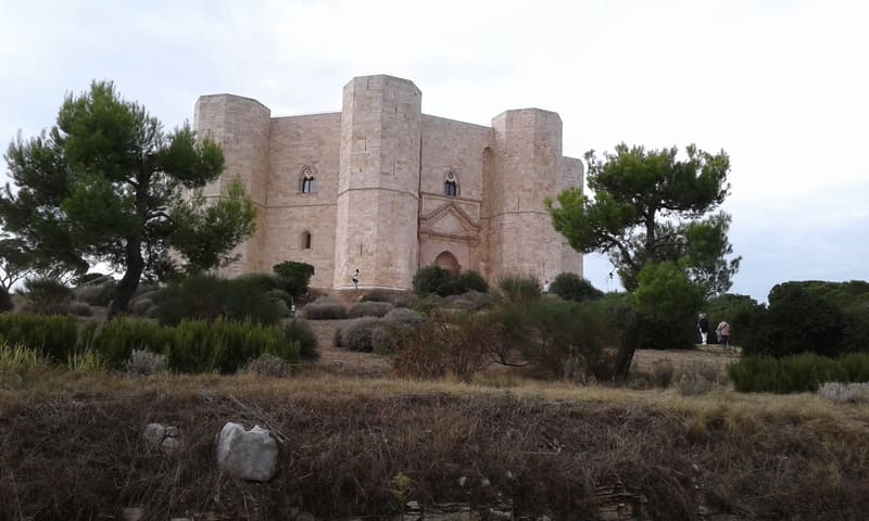 sulle tracce di federico II castel del monte e andria