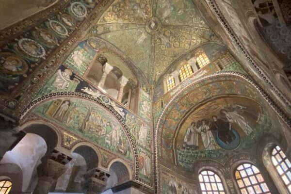 Lungo la Via Emilia: Viaggio tra Impero, Rinascimento e Innovazione